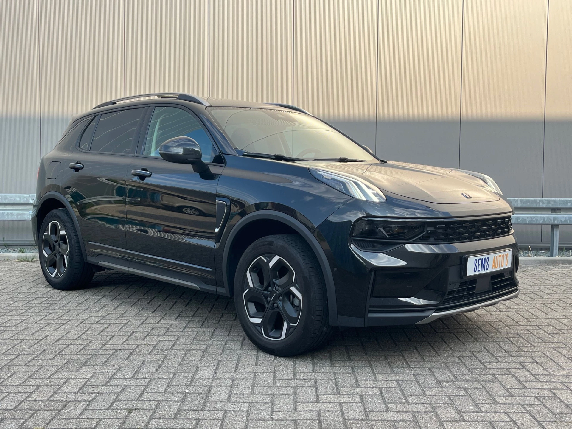 Hoofdafbeelding Lynk & Co 01