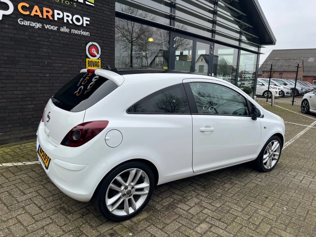 Hoofdafbeelding Opel Corsa