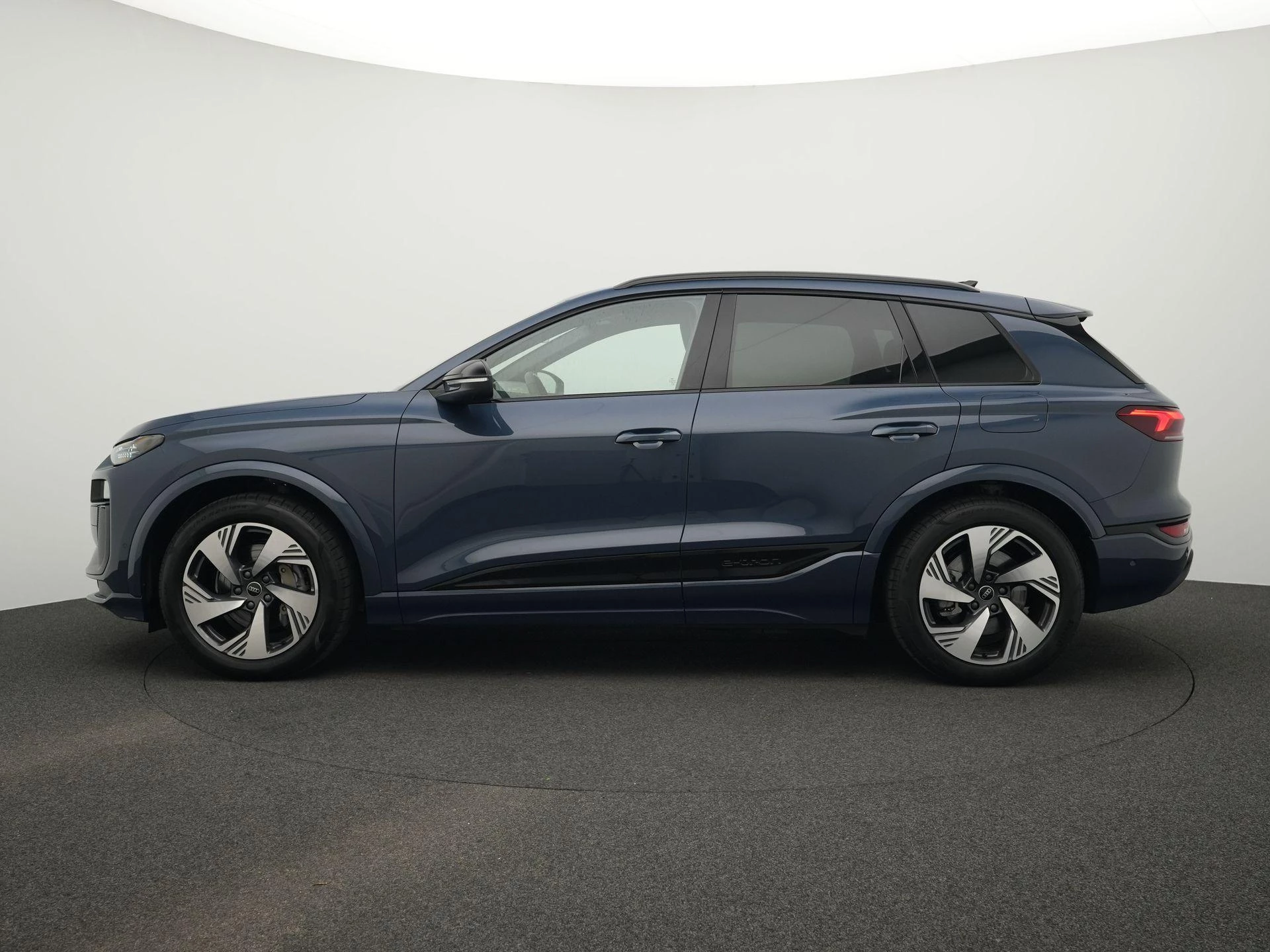 Hoofdafbeelding Audi Q6 e-tron