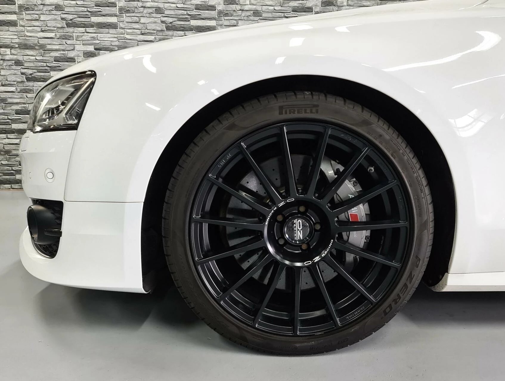 Hoofdafbeelding Audi S8