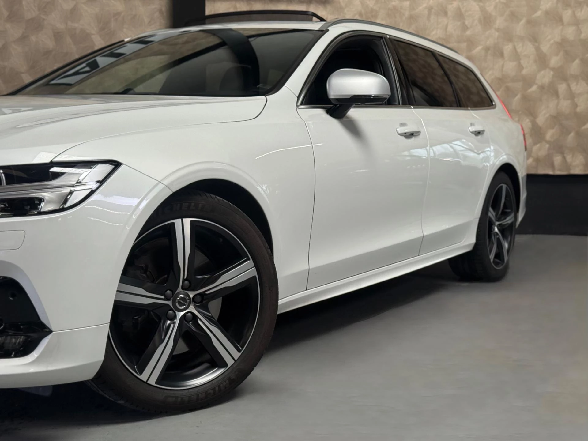 Hoofdafbeelding Volvo V90