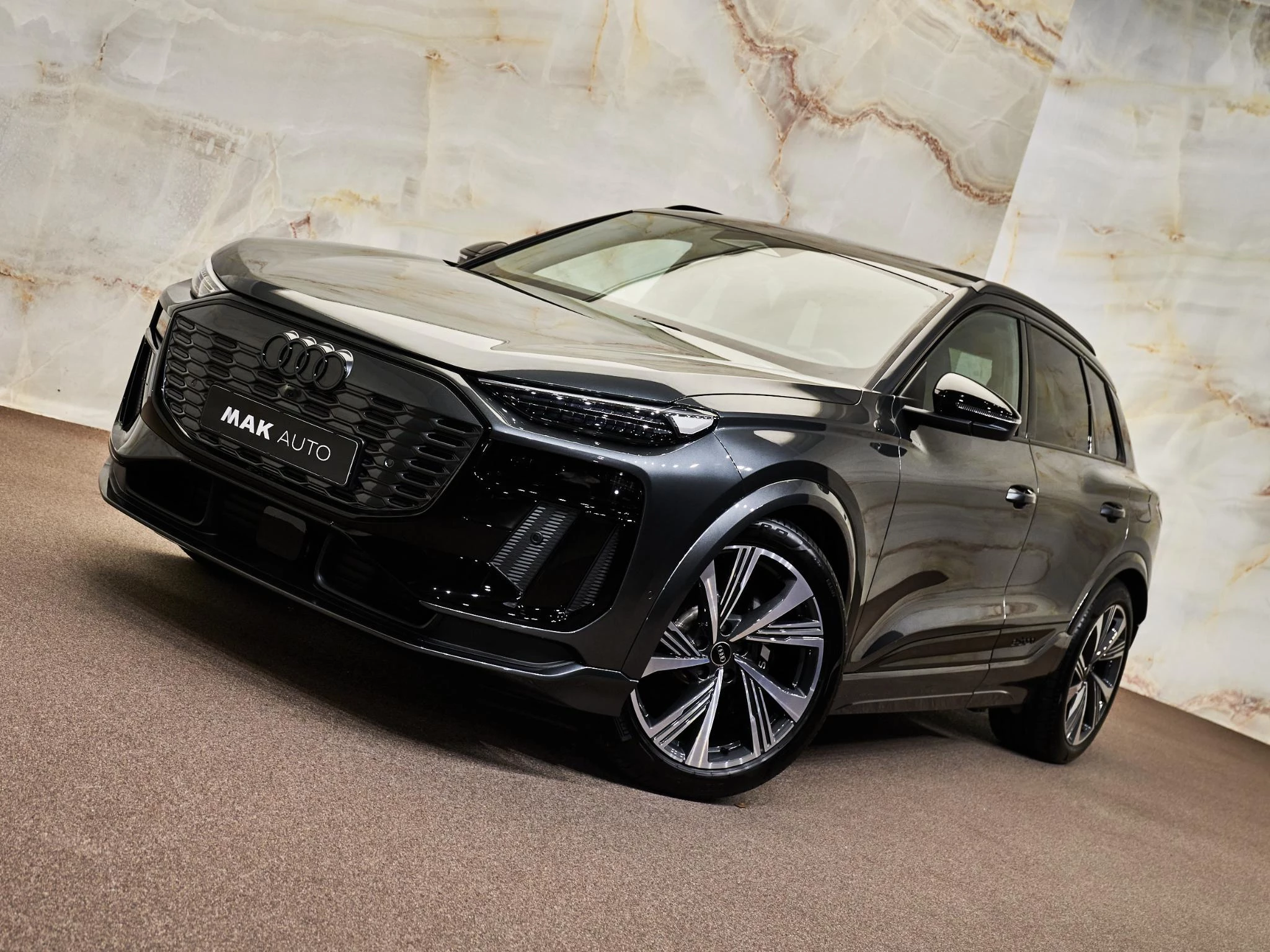 Hoofdafbeelding Audi SQ6