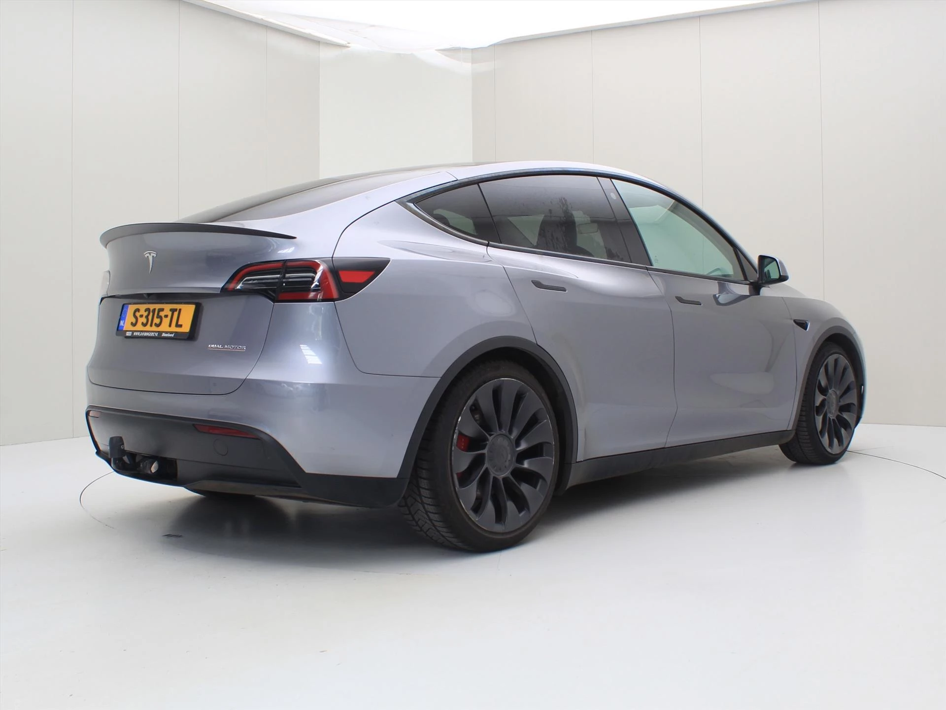 Hoofdafbeelding Tesla Model Y