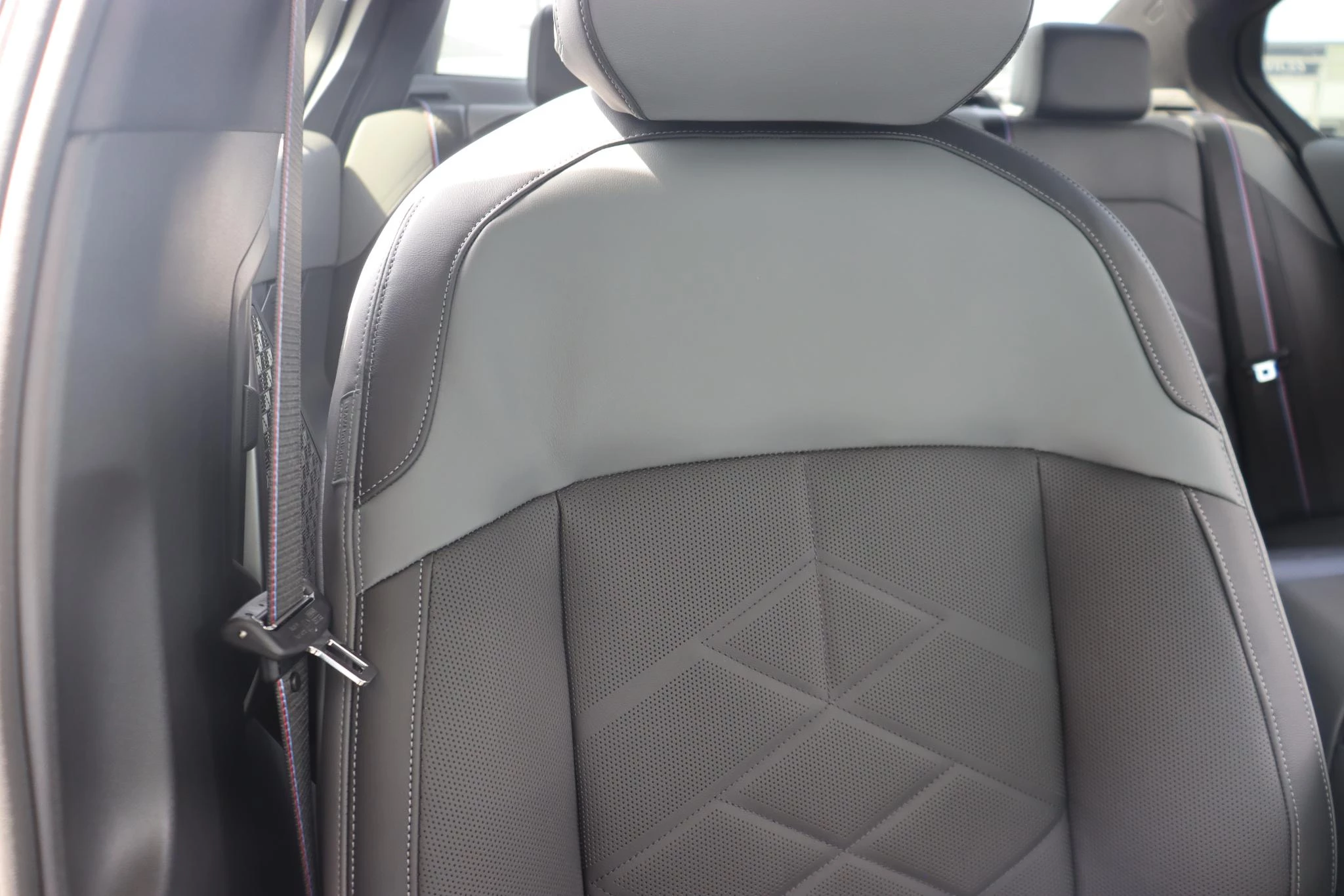 Hoofdafbeelding BMW i5
