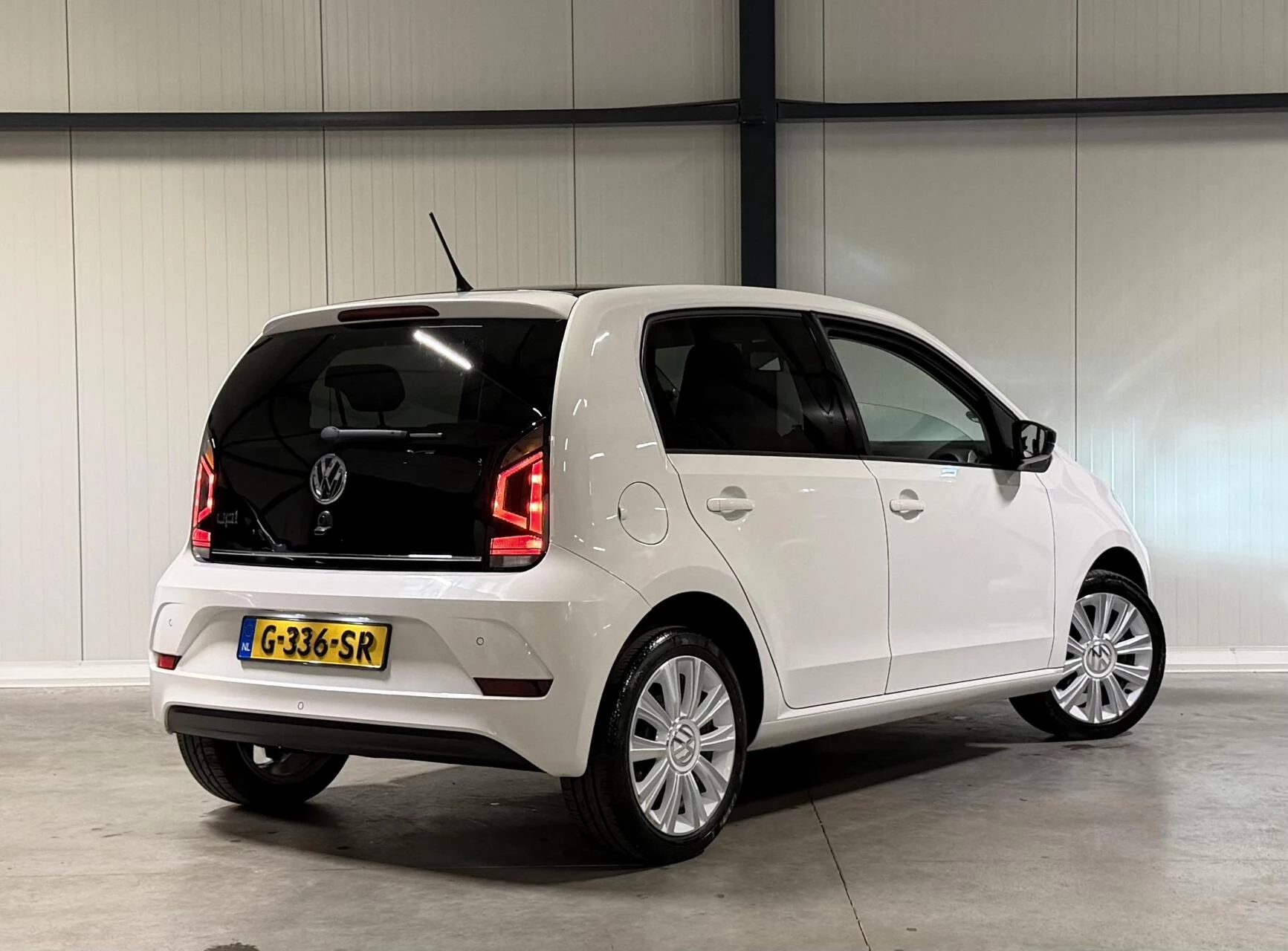 Hoofdafbeelding Volkswagen up!