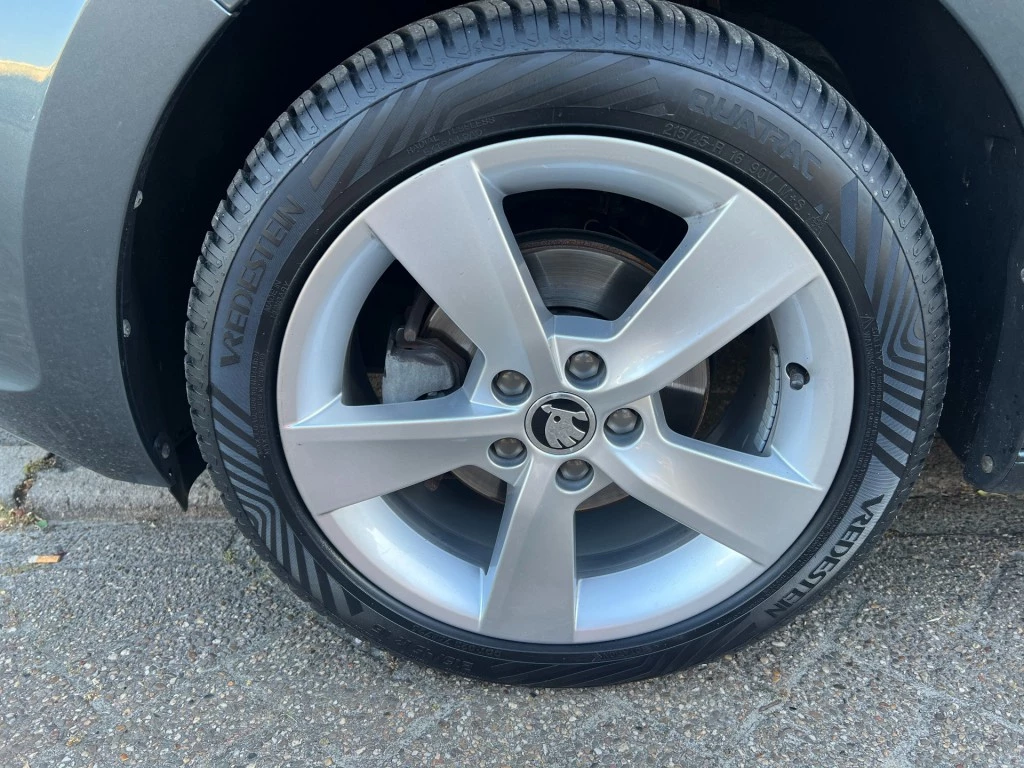 Hoofdafbeelding Škoda Rapid