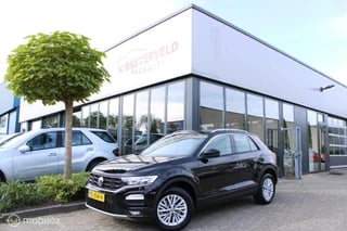 Volkswagen T-Roc 1.5 TSI Navi/Camera/Carplay/NL-auto