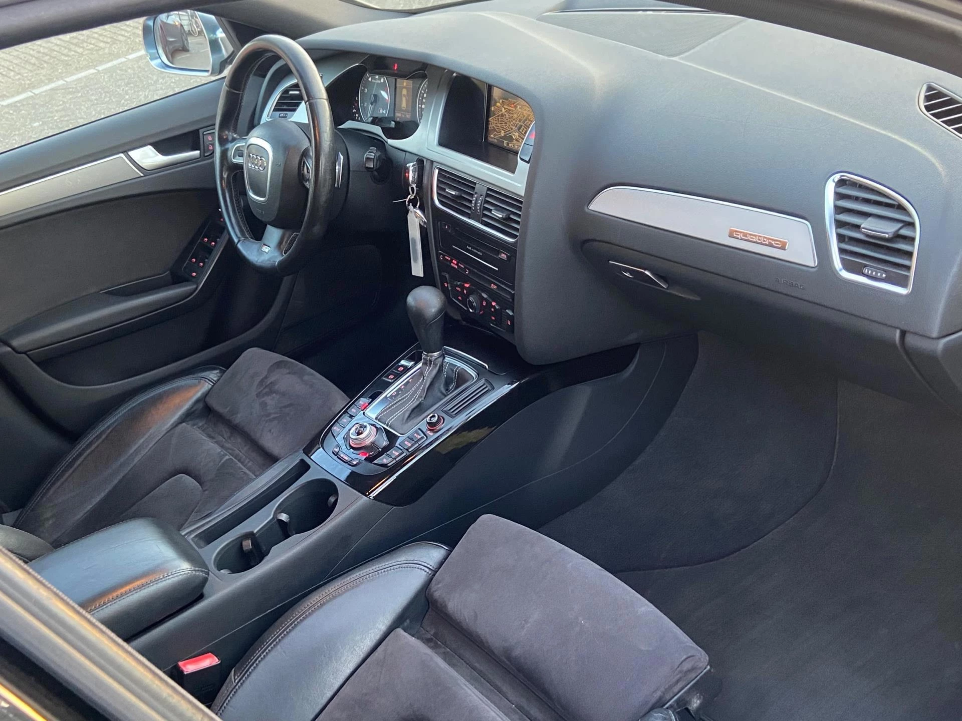 Hoofdafbeelding Audi S4