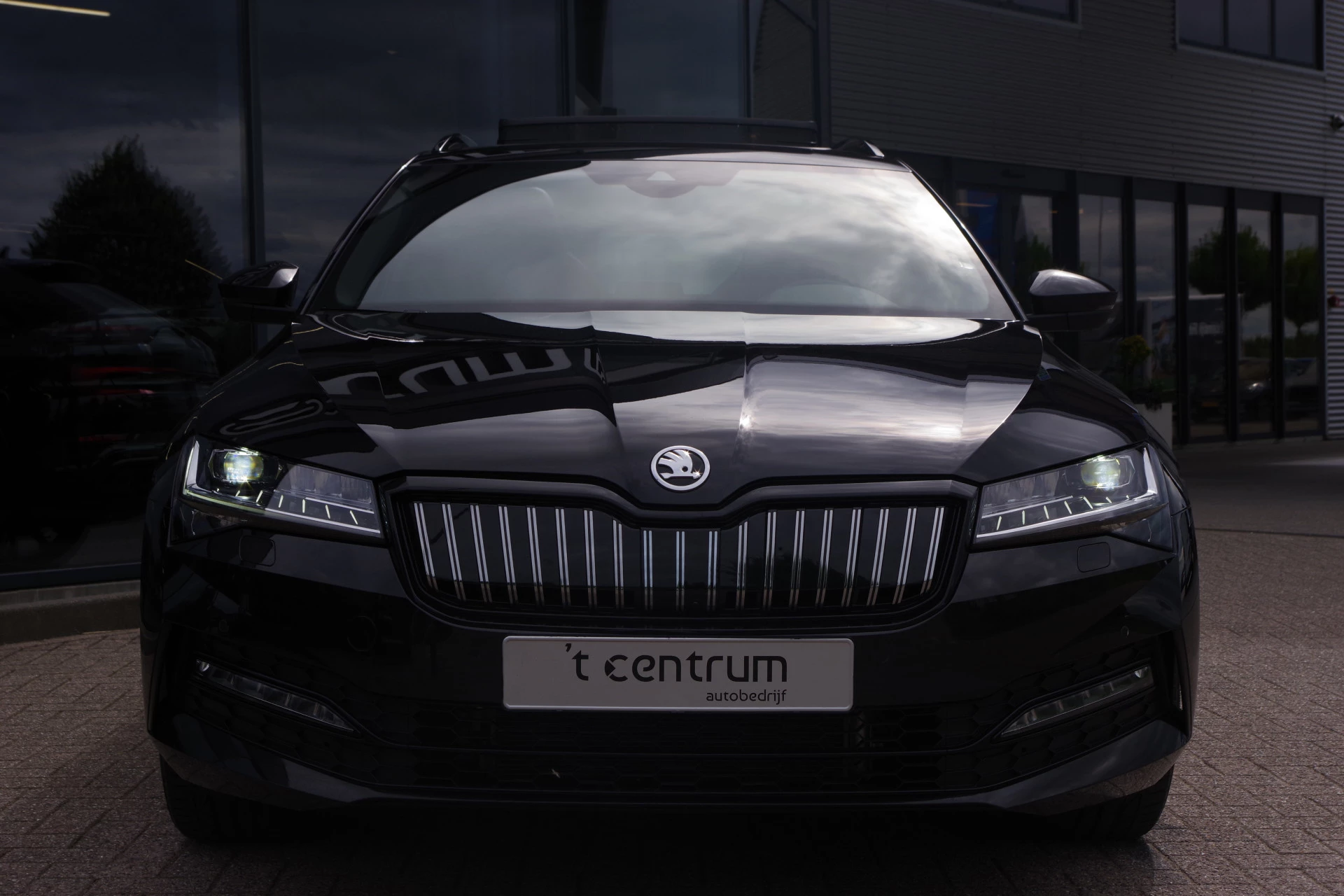 Hoofdafbeelding Škoda Superb