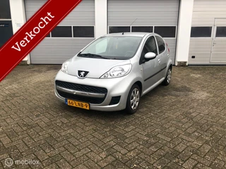 Hoofdafbeelding Peugeot 107 Peugeot 107 1.0-12V Arico elec ramen Nieuwe APK!