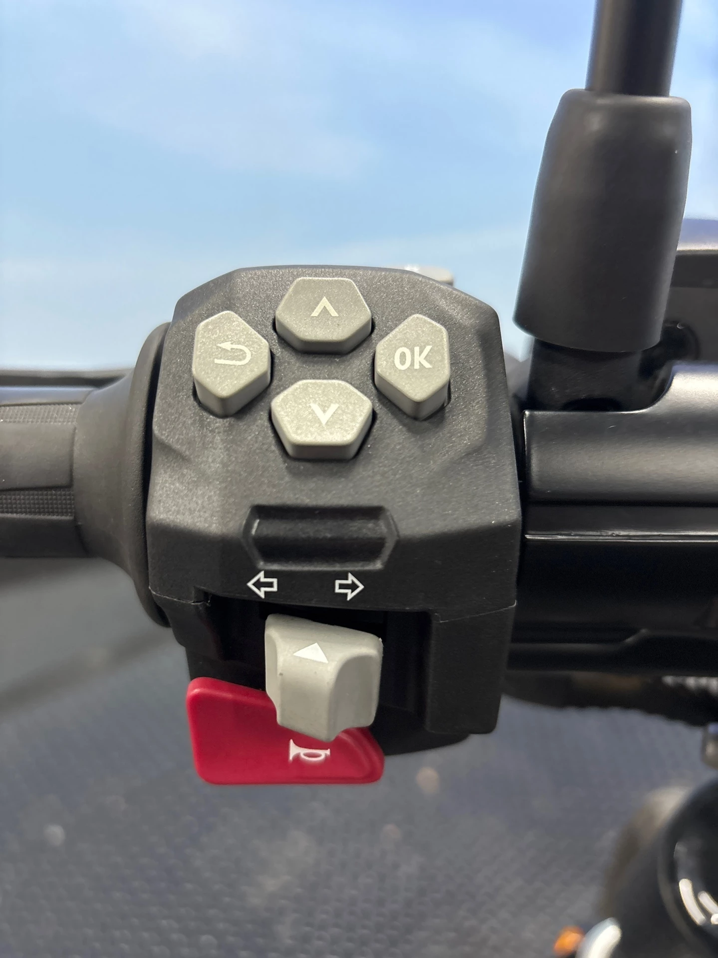 Hoofdafbeelding BMW CE 02