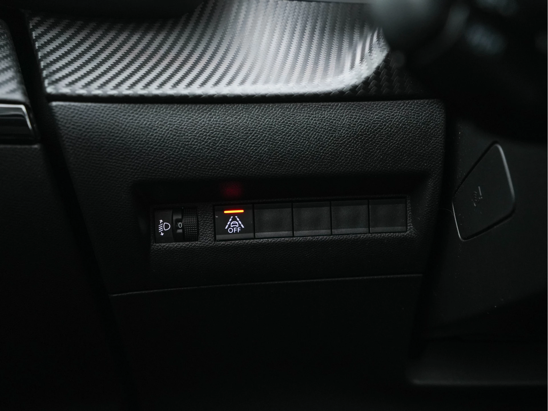 Hoofdafbeelding Peugeot e-2008