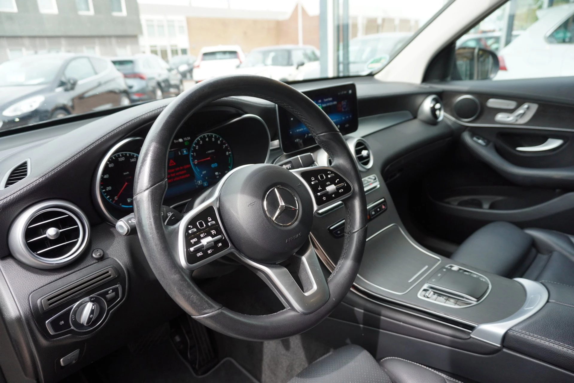 Hoofdafbeelding Mercedes-Benz GLC