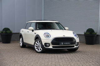MINI Clubman 1.5 Cooper Chili 136pk Aut. Pano/HUD/H&K/Cam/Leder/Stoelv