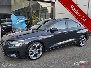 Audi A3 Limousine 35 TFSI S edition Panorama/Keyless/RS Seats/Matrix/S-line