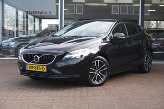 Volvo V40 2.0 T2 Nordic+ Handbak | 119.000KM | Navigatie | Airco | LM velgen | Elek. Pakket | Inruil mogelijk