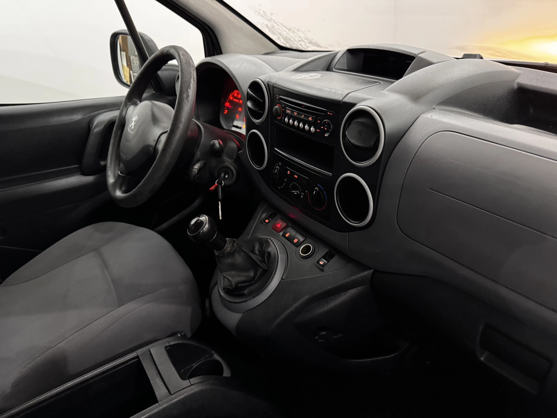 Hoofdafbeelding Peugeot Partner