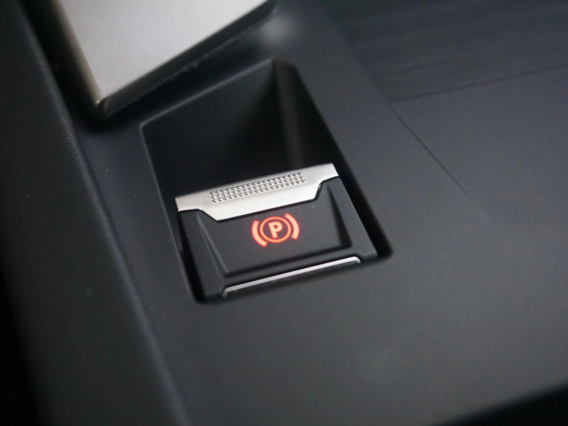 Hoofdafbeelding Peugeot 408