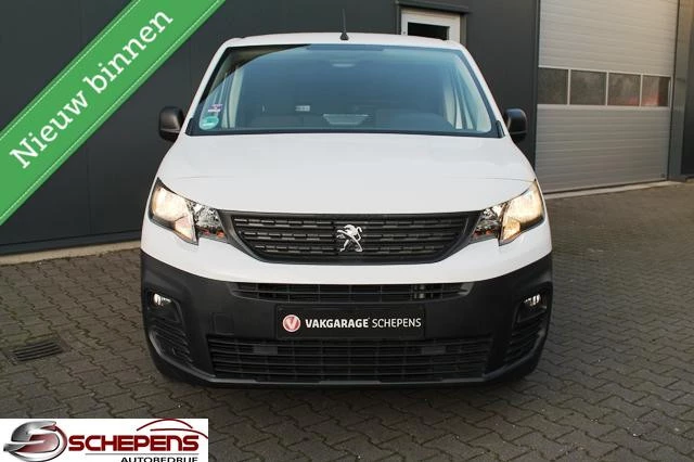 Hoofdafbeelding Peugeot Partner