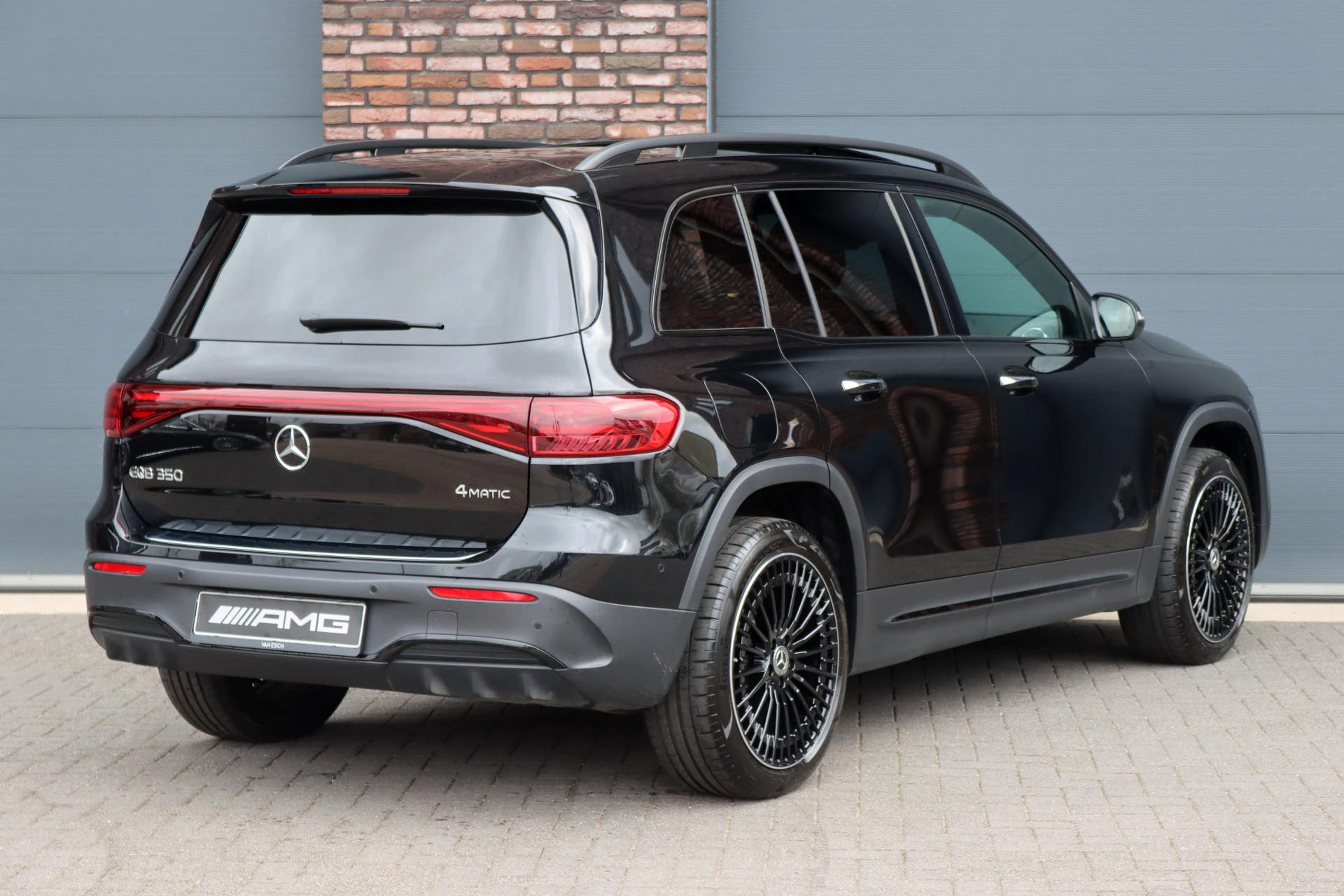 Hoofdafbeelding Mercedes-Benz EQB