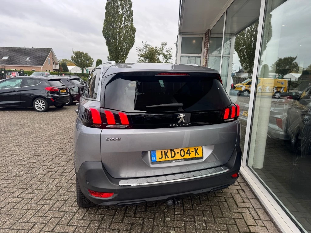 Hoofdafbeelding Peugeot 5008