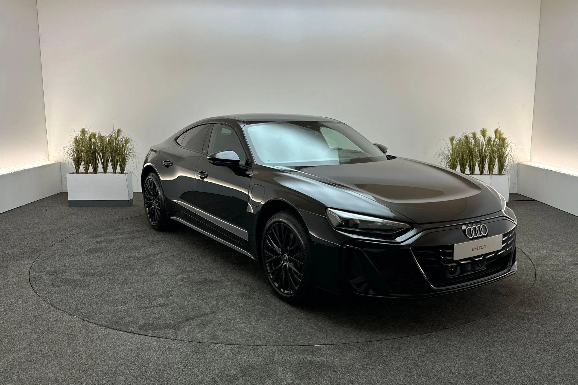 Hoofdafbeelding Audi e-tron GT