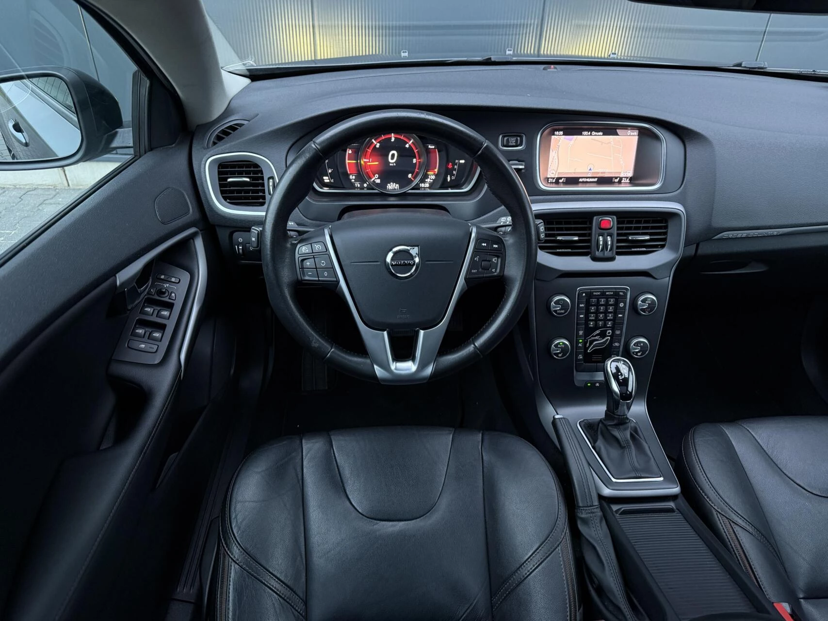 Hoofdafbeelding Volvo V40