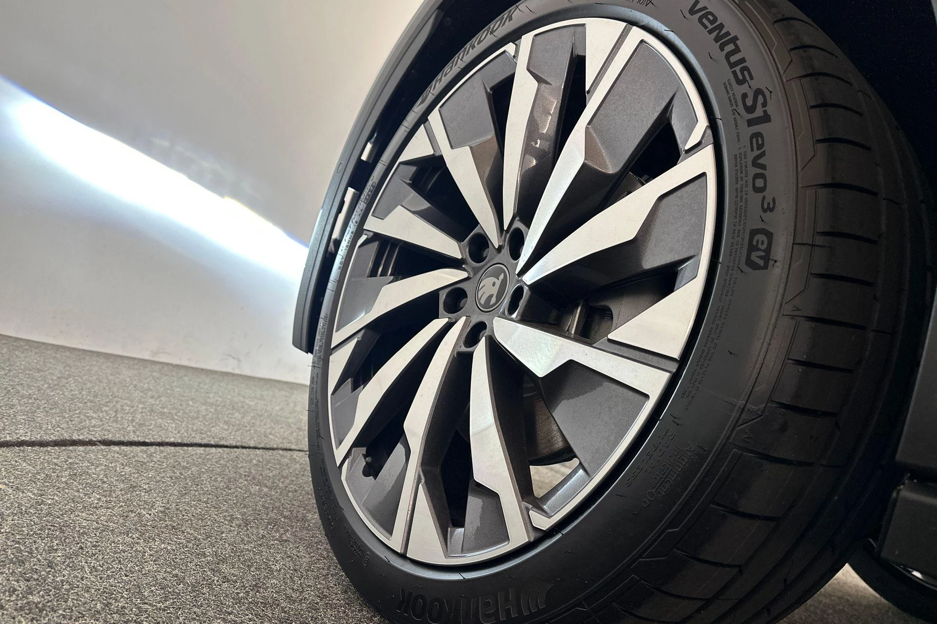 Hoofdafbeelding Škoda Elroq