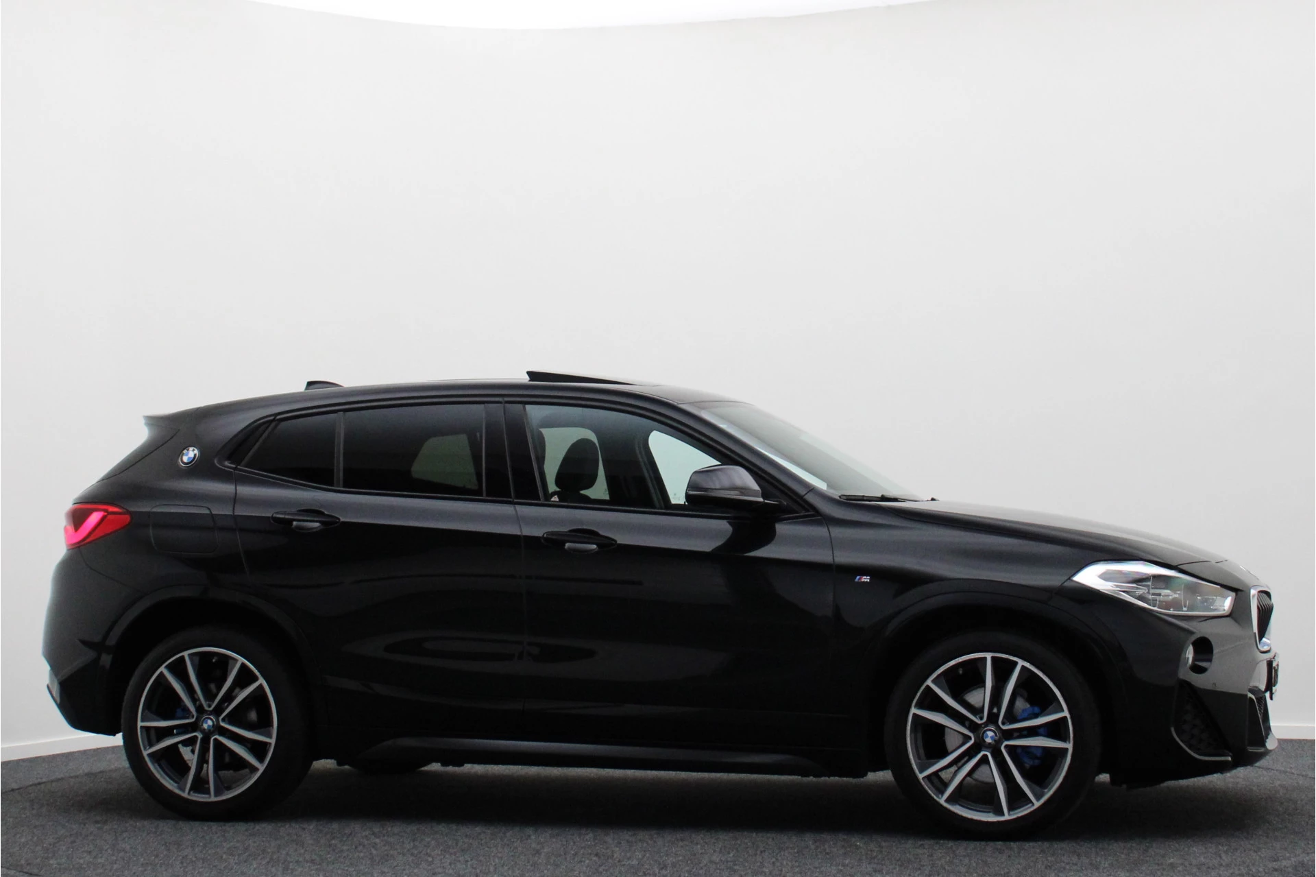 Hoofdafbeelding BMW X2