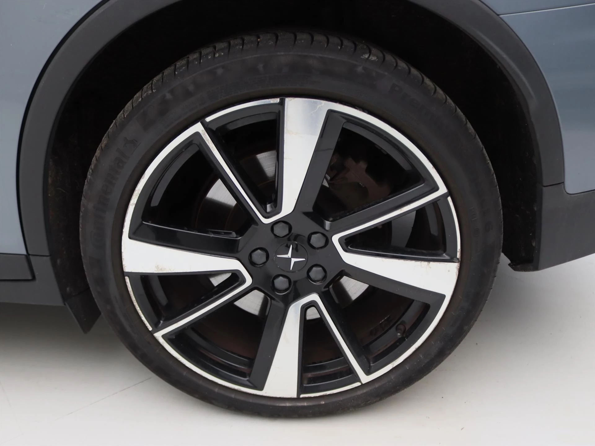 Hoofdafbeelding Polestar 2