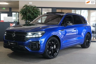 Hoofdafbeelding Volkswagen Touareg Volkswagen Touareg 3.0 TSi eHybrid R 462PK 4MOTION Pano Leder Luchtvering Trekhaak