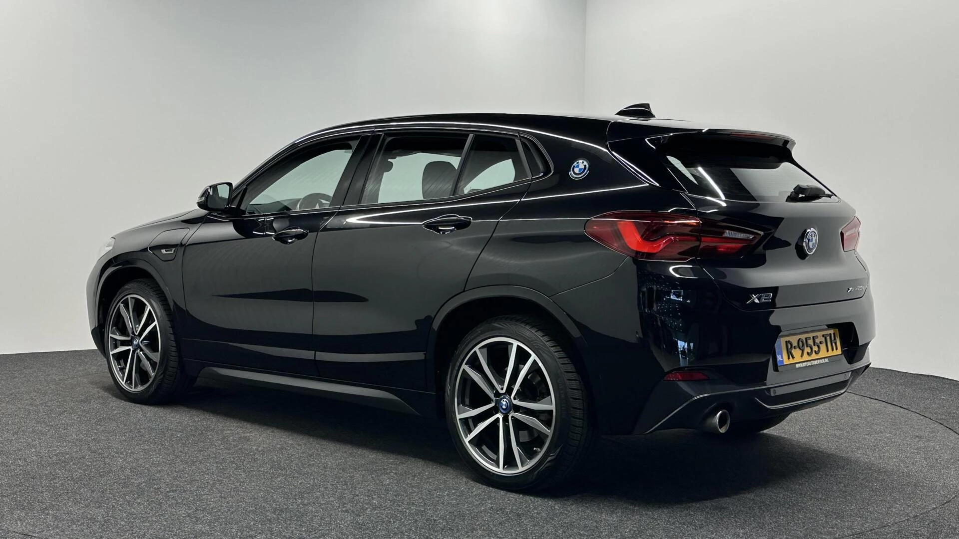 Hoofdafbeelding BMW X2