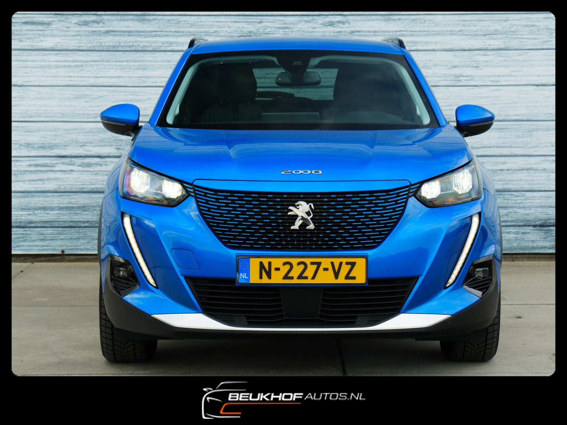 Hoofdafbeelding Peugeot e-2008