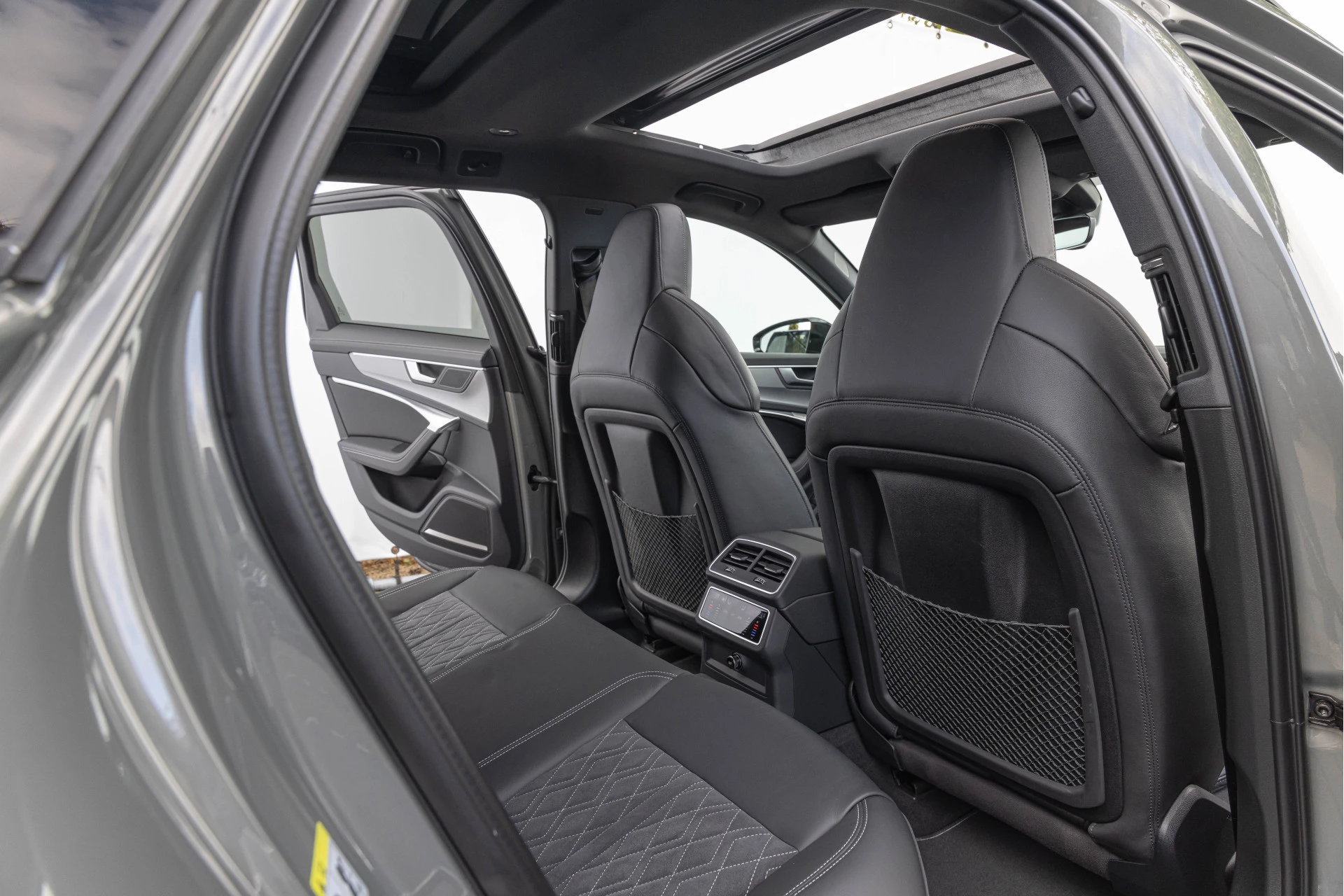 Hoofdafbeelding Audi S6