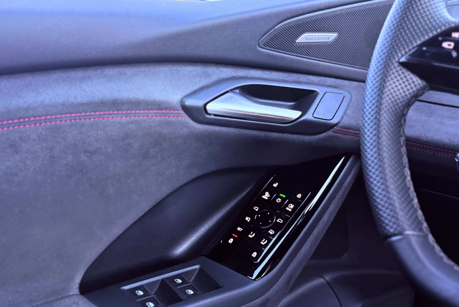 Hoofdafbeelding Audi Q6 e-tron