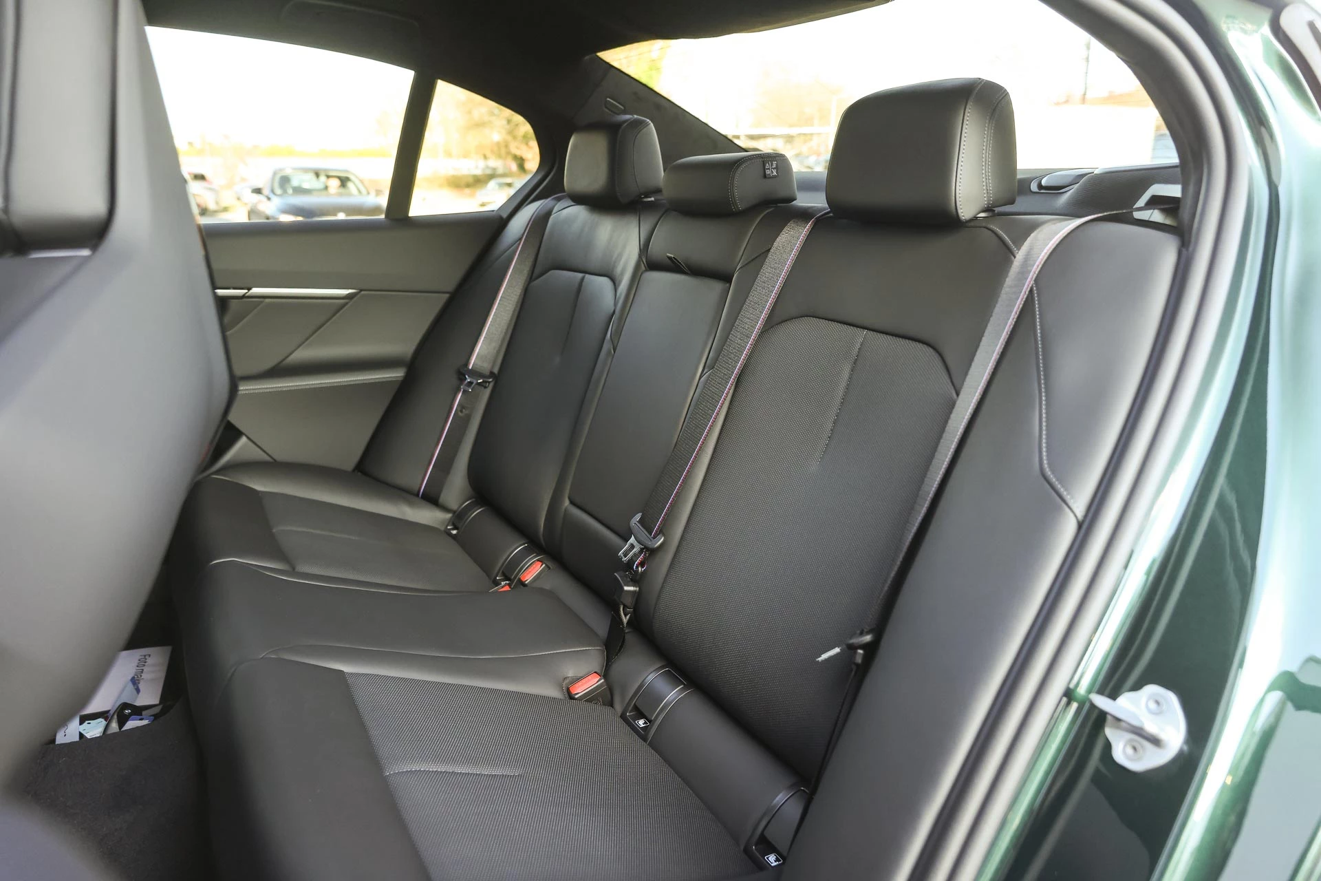 Hoofdafbeelding BMW i5