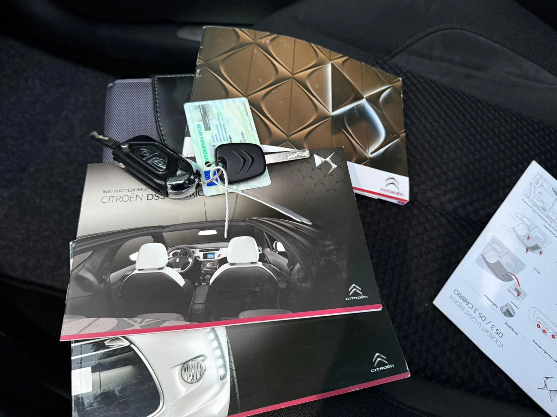 Hoofdafbeelding DS DS 3