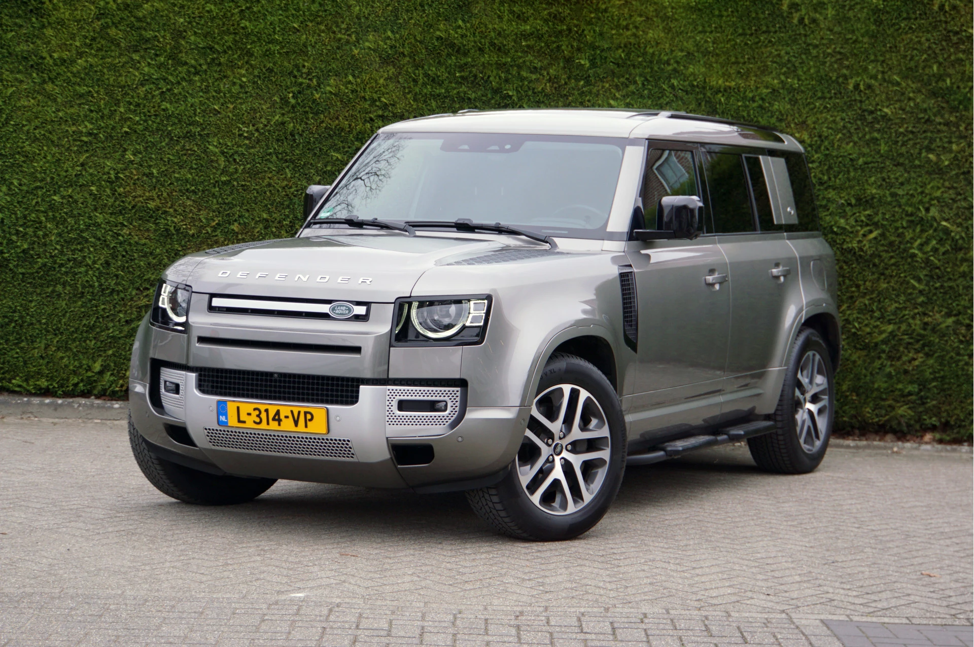 Hoofdafbeelding Land Rover Defender