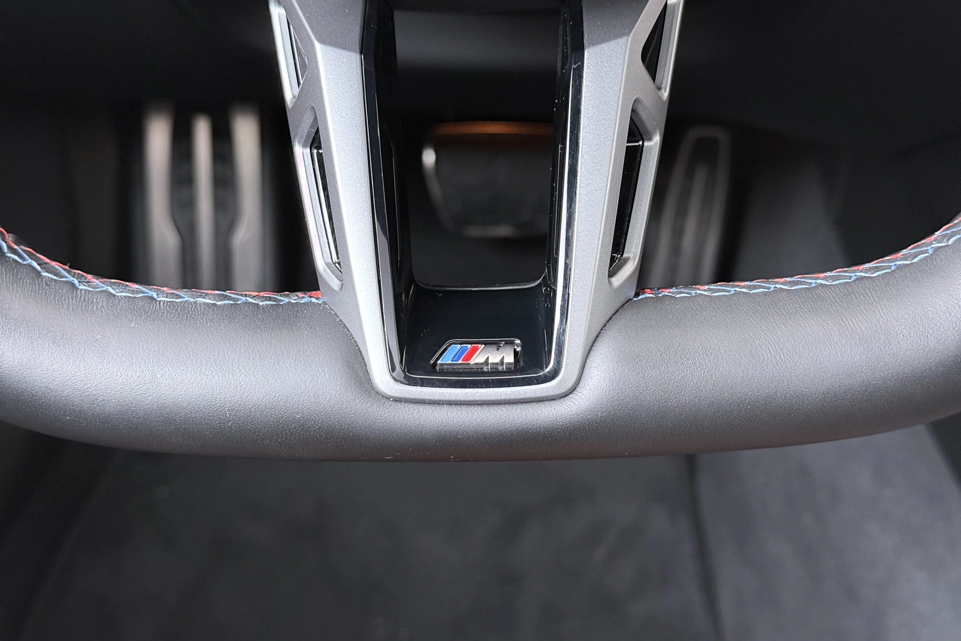 Hoofdafbeelding BMW i5