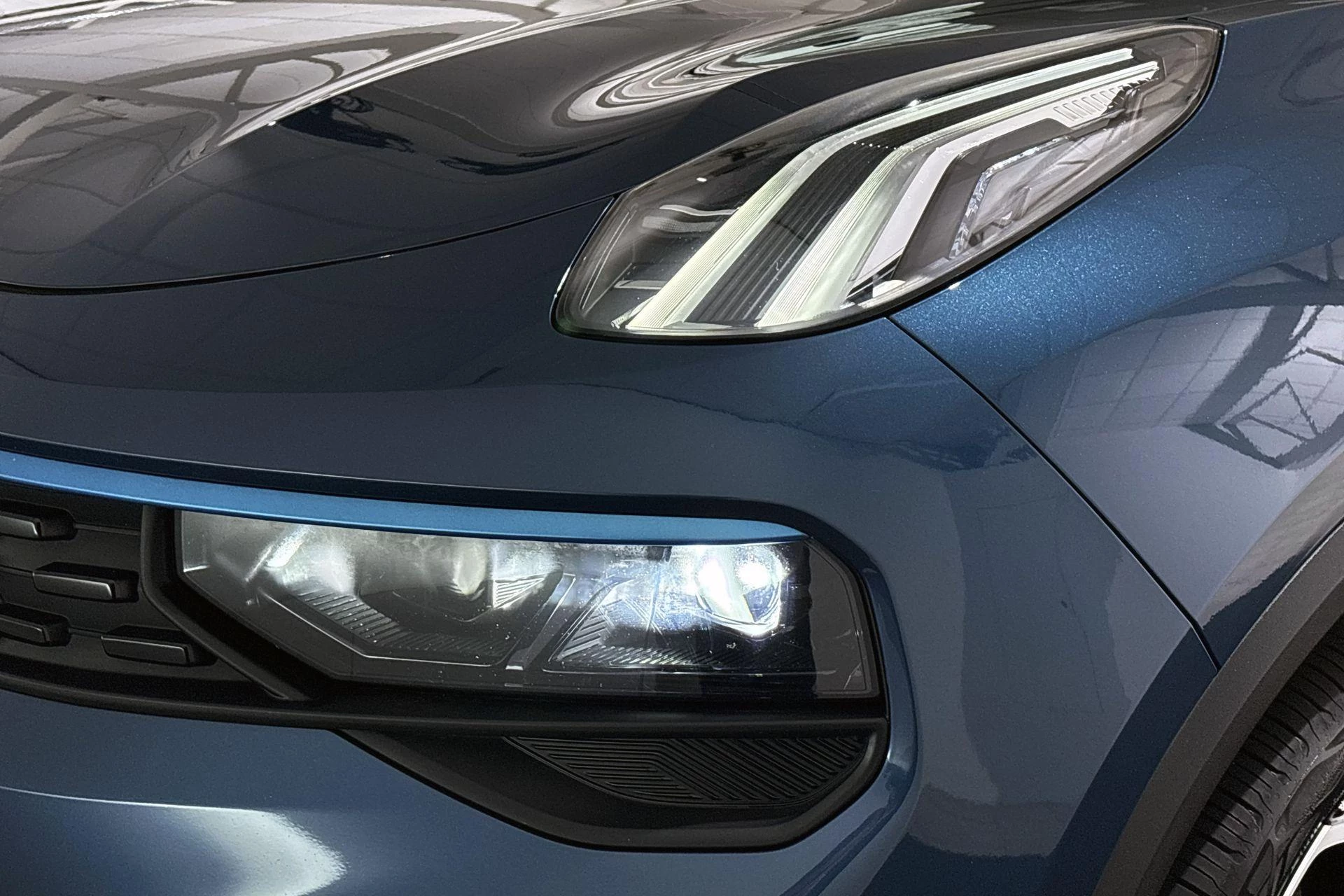 Hoofdafbeelding Lynk & Co 01