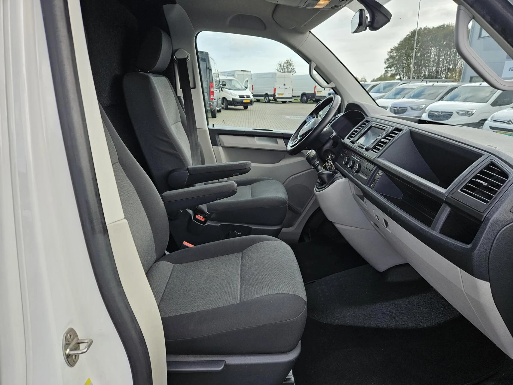 Hoofdafbeelding Volkswagen Transporter