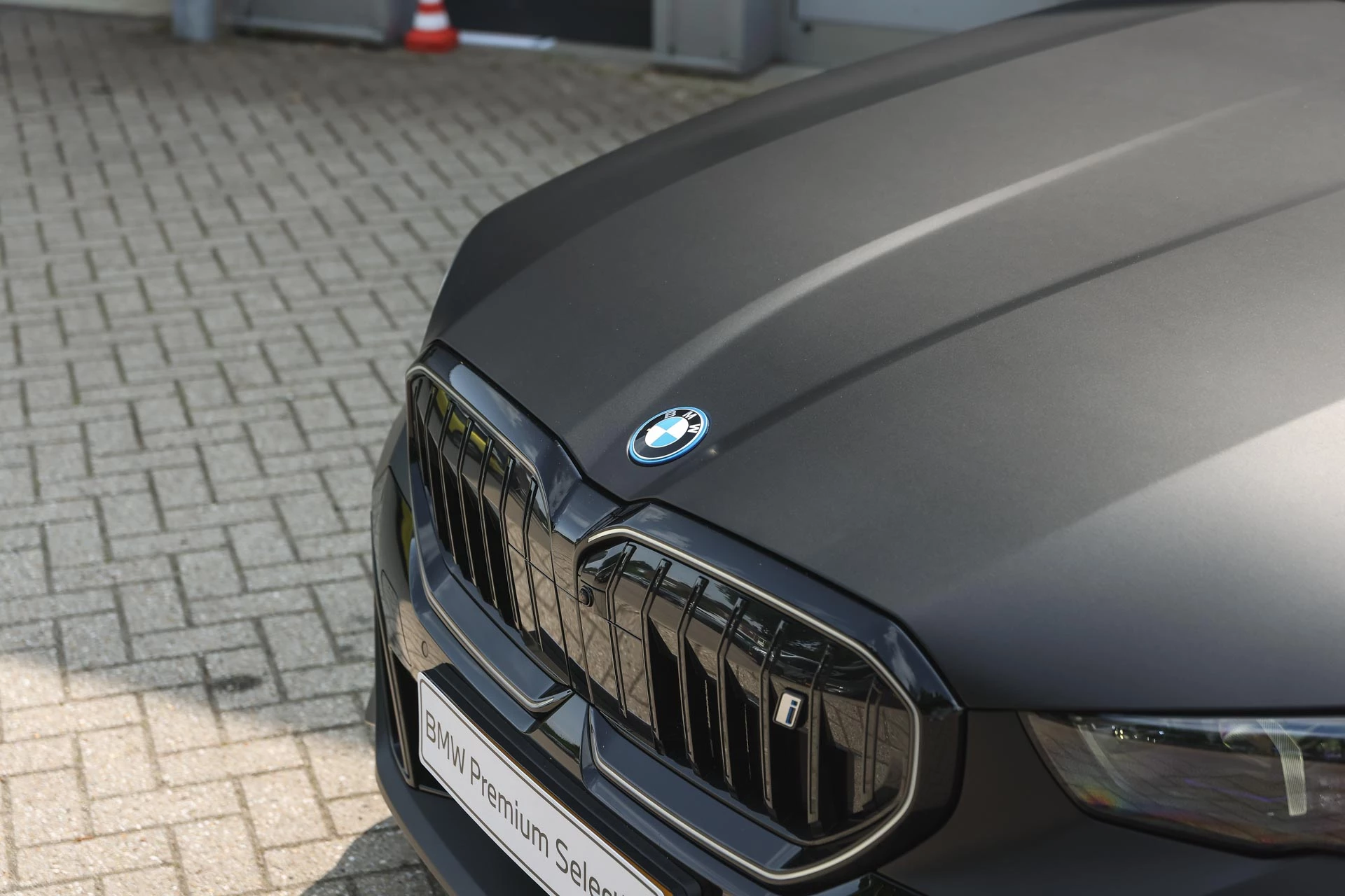 Hoofdafbeelding BMW i5