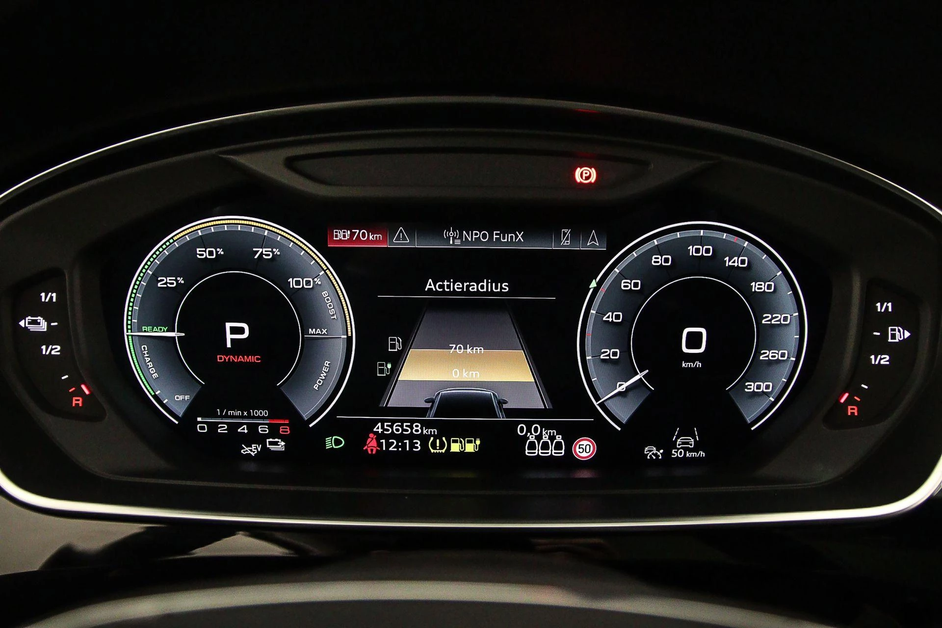 Hoofdafbeelding Audi A8
