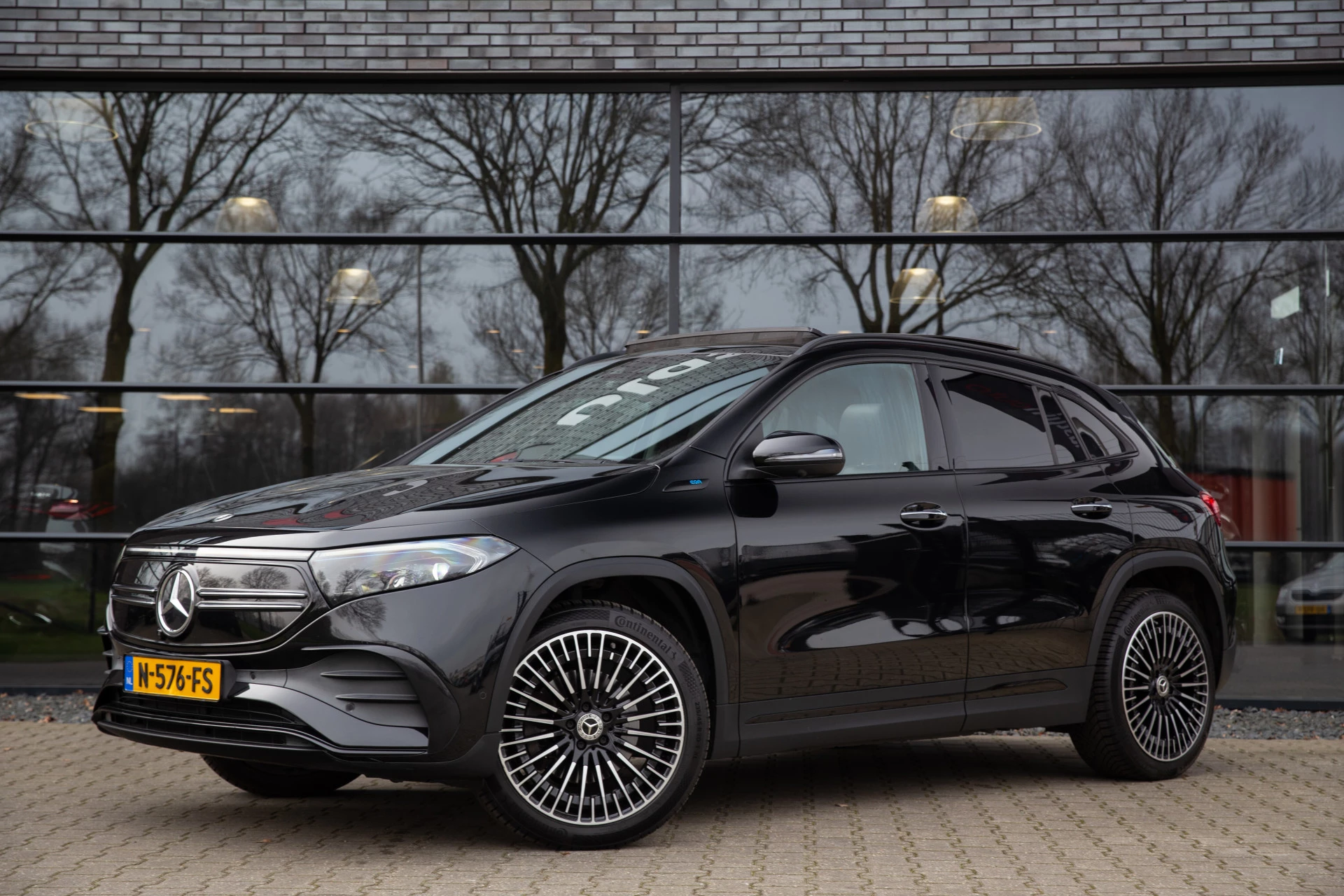 Hoofdafbeelding Mercedes-Benz EQA