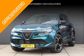 Hoofdafbeelding Alfa Romeo Junior Alfa Romeo Junior 1.2 Turbo Hybrid Ibrida / Navigatie / Camera / Keyless