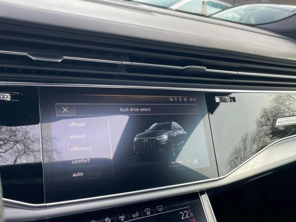 Hoofdafbeelding Audi Q8