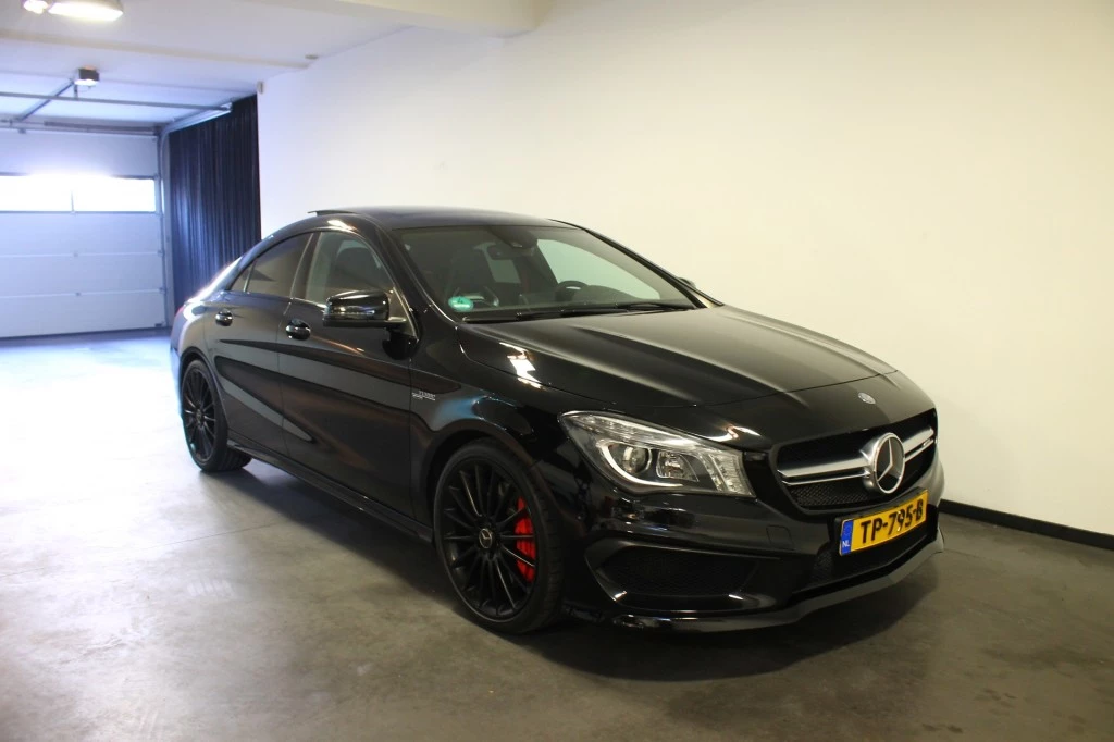 Hoofdafbeelding Mercedes-Benz CLA