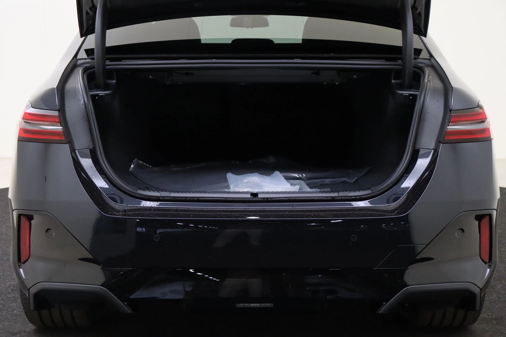 Hoofdafbeelding BMW i5