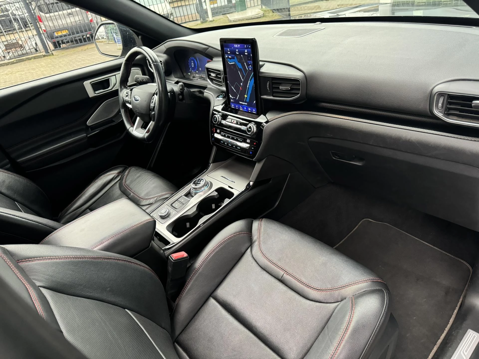 Hoofdafbeelding Ford Explorer
