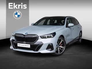 BMW 5 Serie Touring | 530e | M Sportpakket Pro | Travel Pack | Comfort Access | 20 inch | Glazen panoramadak | Harman Kardon | Driving Assistant Plus | Trekhaak